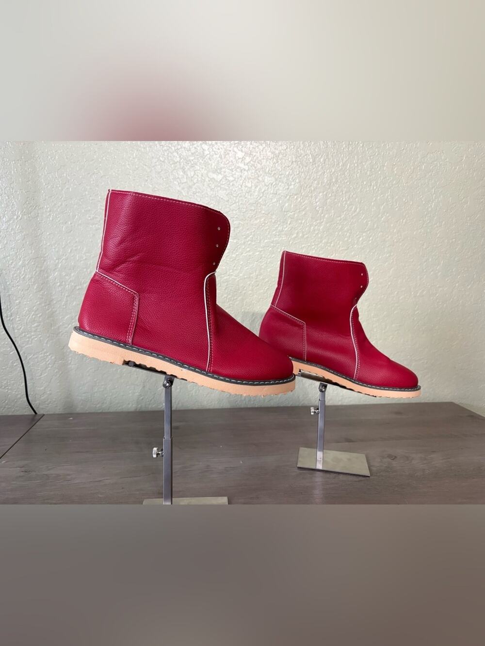 Women’s Red Faux Fur Winter Boots EU 40 US 9.5 NWOT Cozy Ankle Boots